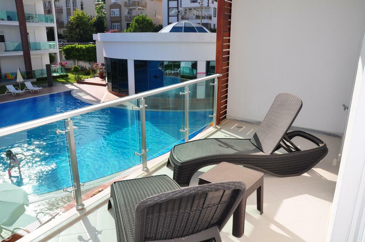 Side Gardenia Residence Luaran gambar