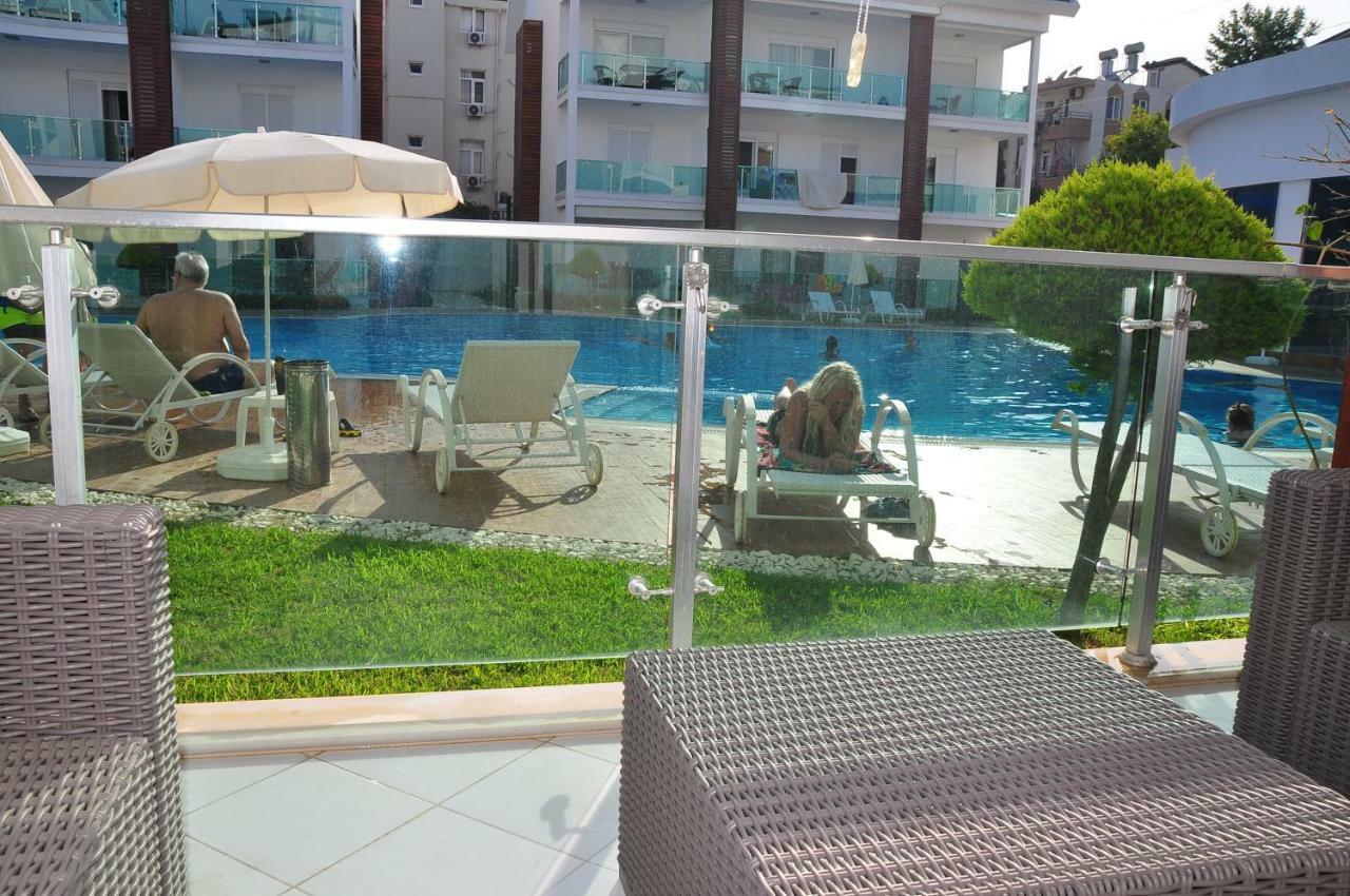 Side Gardenia Residence Luaran gambar