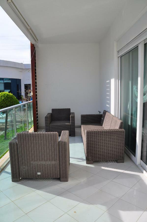 Side Gardenia Residence Luaran gambar