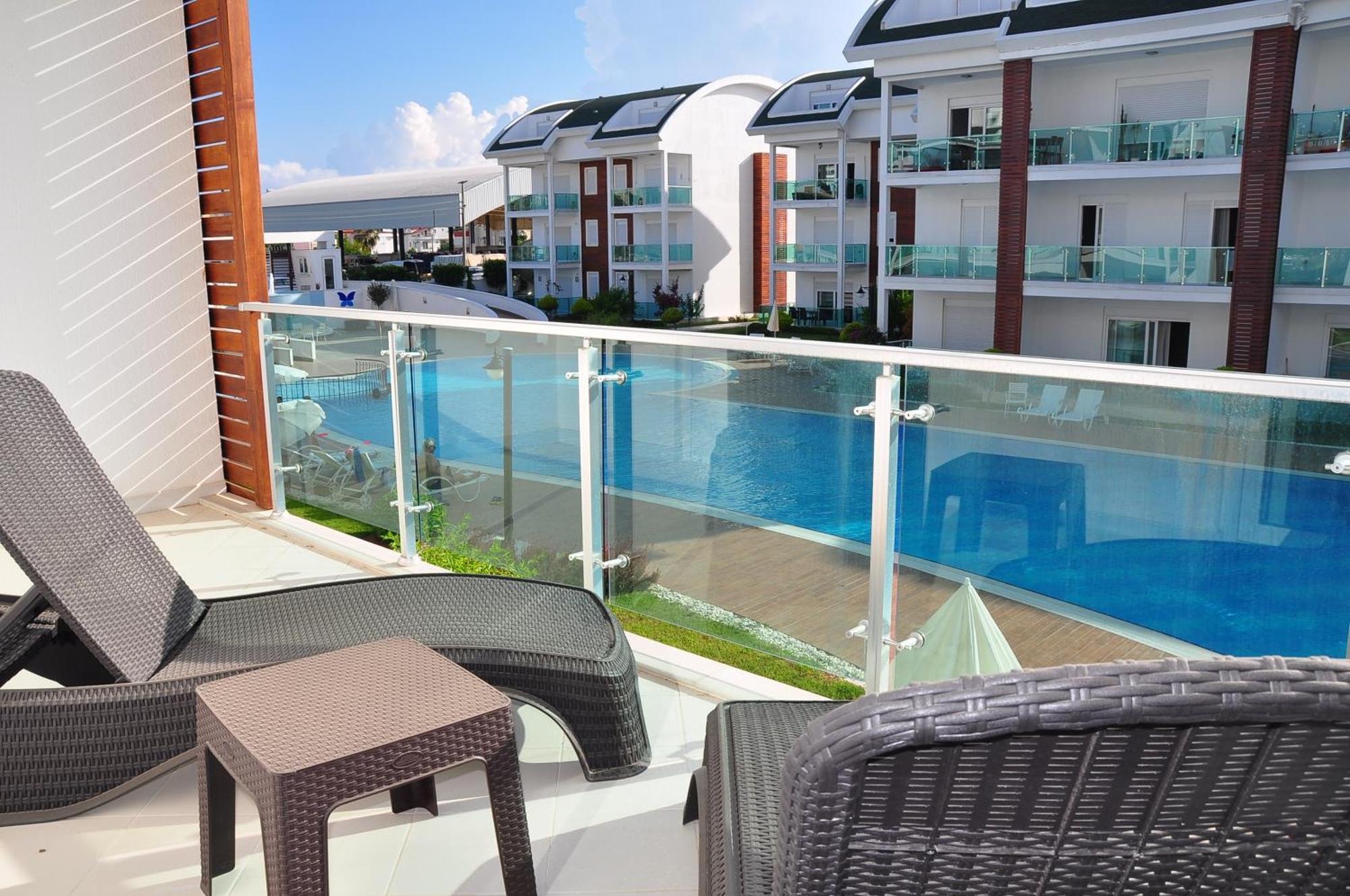 Side Gardenia Residence Luaran gambar