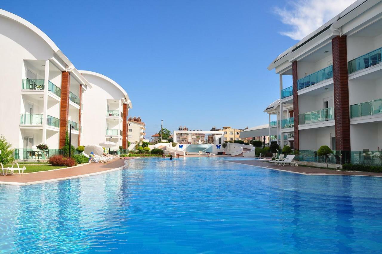 Side Gardenia Residence Luaran gambar